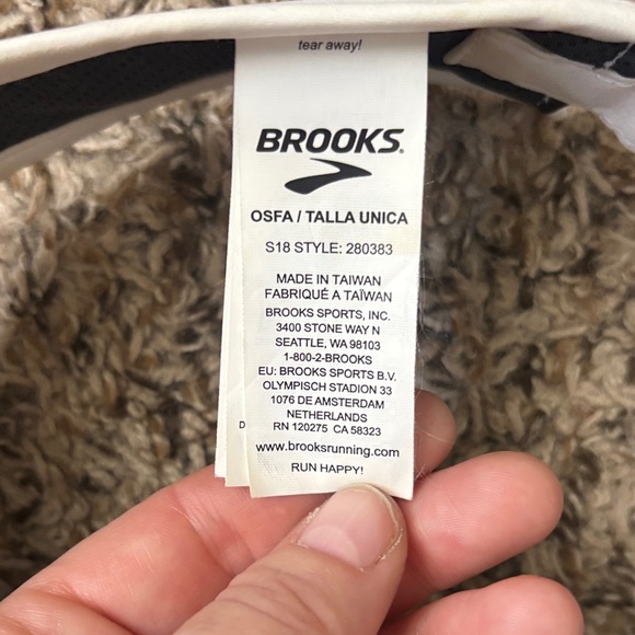 Brooks White Visor with Green Clover Embroidery - Picture 8 of 8